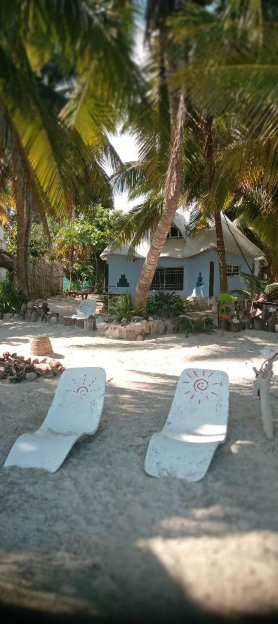 Chez Gigi - Eco Lodge Mahahual Eksteriør billede
